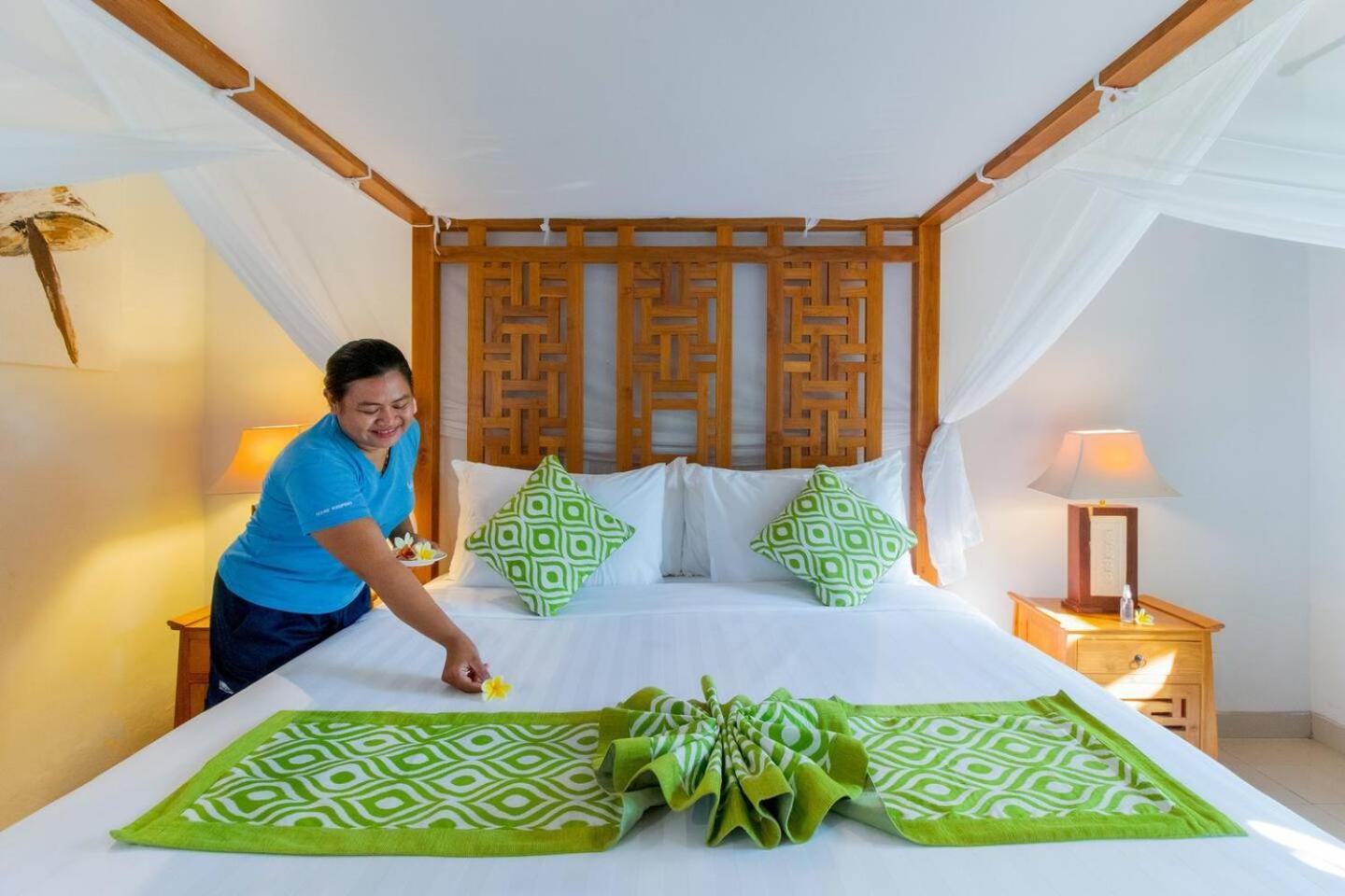 Villa Heart Of Seminyak, 2Br, Sleeps 4, Walk To Bintang Extérieur photo