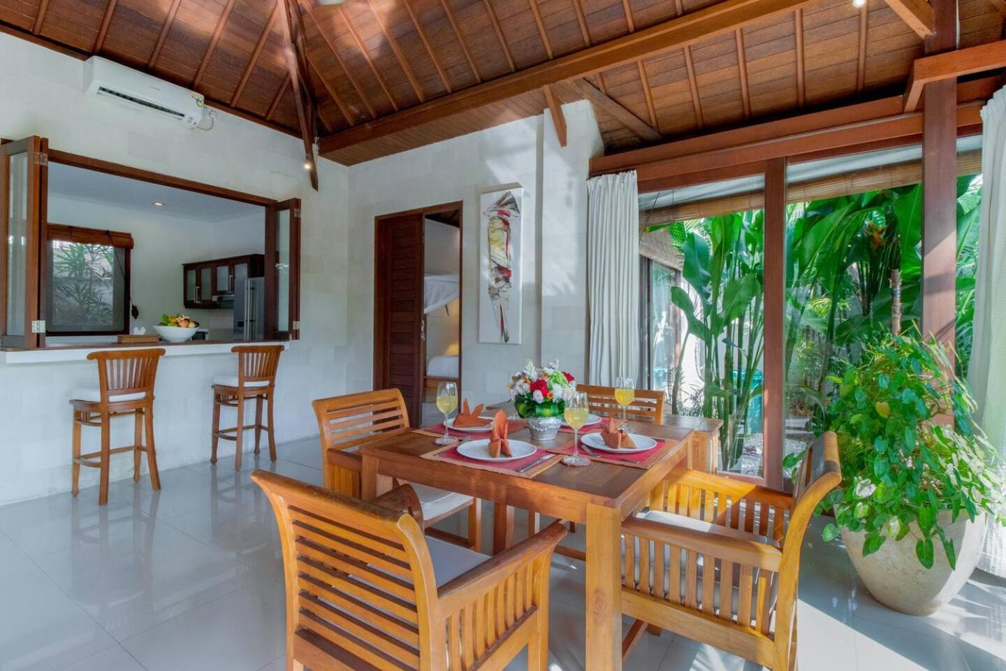 Villa Heart Of Seminyak, 2Br, Sleeps 4, Walk To Bintang Extérieur photo